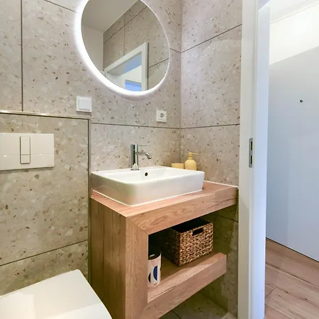 Haus Am Dorfbrunnen Strandfloh